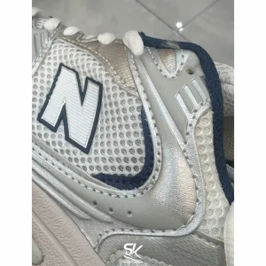 کتونی زنانه New Balance 530