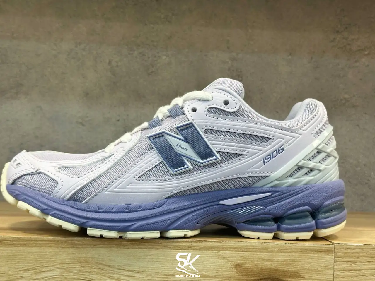 کتونی اسپرت نیوبالانس 1906R زنانه و مردانه | کفش اسپرت New Balance 1906R کتونی اسپرت نیوبالانس 1906R زنانه و مردانه | کفش اسپرت New Balance 1906R