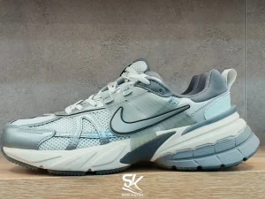 کتونی اسپرت نایک وی 2 کی مردانه و زنانه | Nike V2K Run