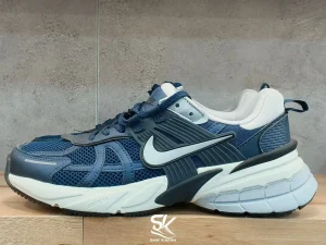 کتونی اسپرت نایک وی 2 کی مردانه و زنانه | Nike V2K Run